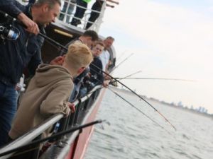 UA250920 Dagtocht zeevissen43.JPG